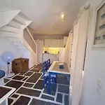 Blue Pearl Maisonette بيت للعطل أورنوس