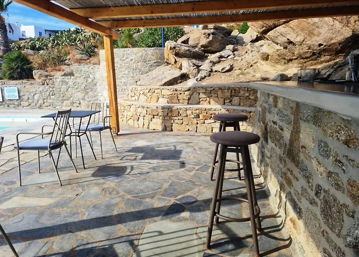 Blue Pearl Maisonette